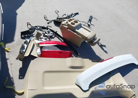 2010 Honda Odyssey Ex-L from USA, damaged, VIN 5FNRL3H67AB110944